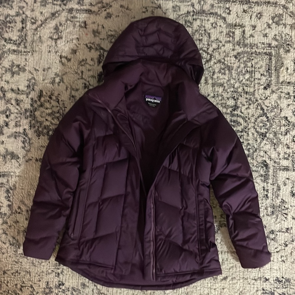 Patagonia S Snow jacket with removable hood